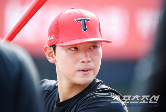 2025090601000436200070621